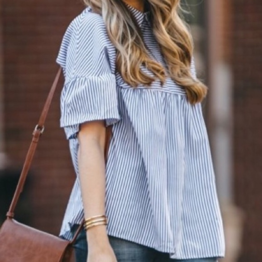 Cute top - Picture 2 of 4